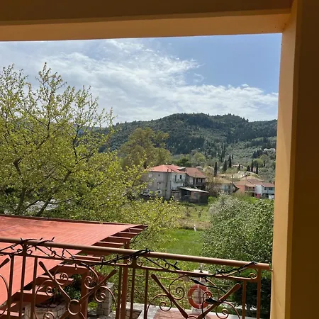 Holiday home Exellent Guest Prestige Asprogerakata